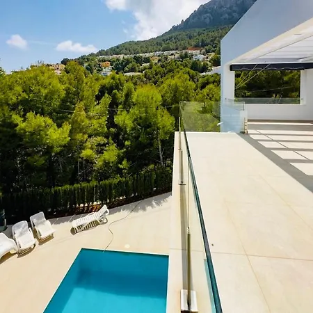 Lujo Playa Piscina Jardin Barbacoa Ideal Familias Y Grupos Villa